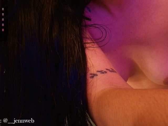 littlejennifer live cam preview