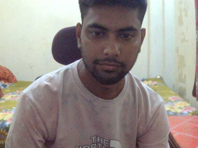 Bikrom1999 — live male cam