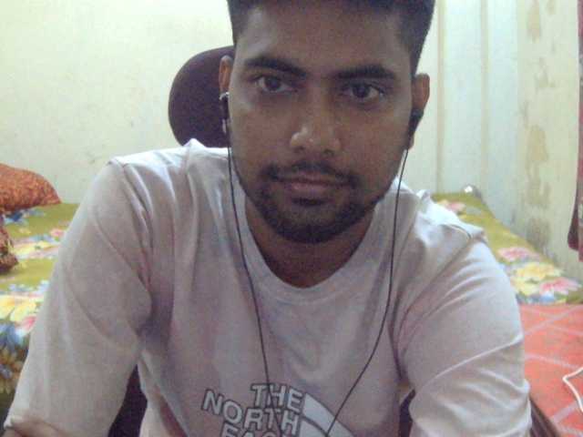 Bikrom1999 — live male cam