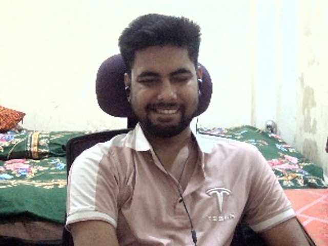 Bikrom1999 live cam on BongaCams