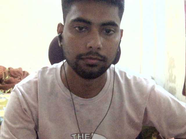 Bikrom1999 — live male cam