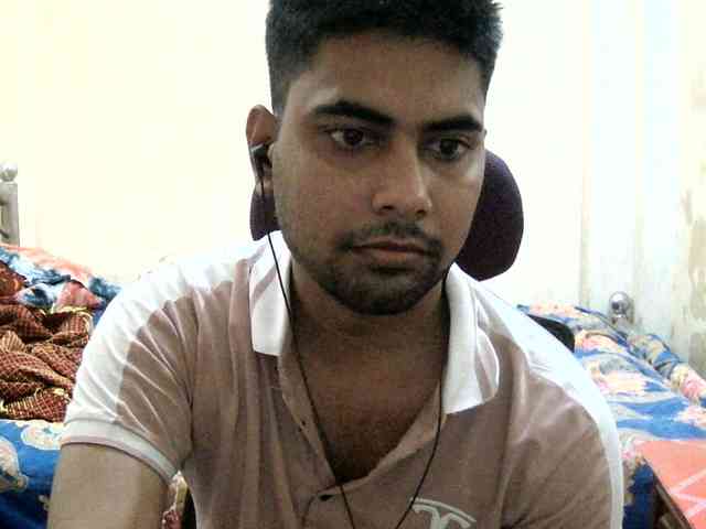 Bikrom1999 Live Webcam on BongaCams