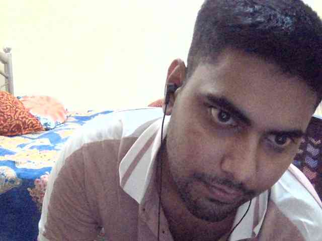 Bikrom1999 Live Webcam on BongaCams