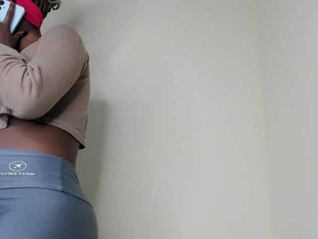 Ebony-Doll live cam on BongaCams