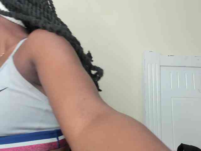 Ebony-Doll webcam