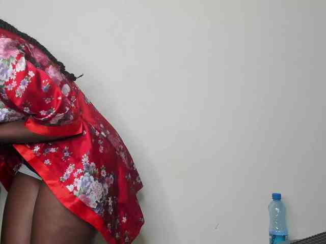 Ebony-Doll webcam