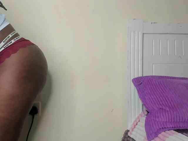 Ebony-Doll webcam