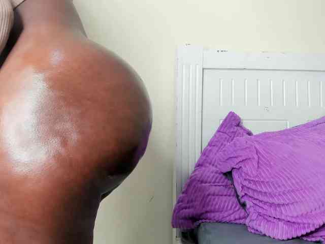 Ebony-Doll webcam