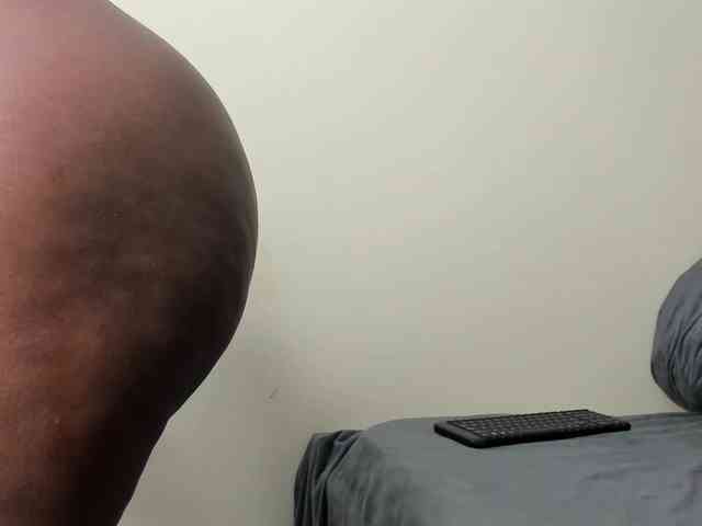 Ebony-Doll webcam