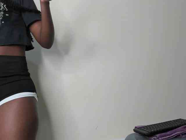 Ebony-Doll webcam