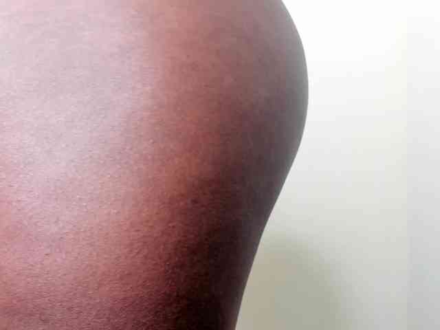 Ebony-Doll webcam
