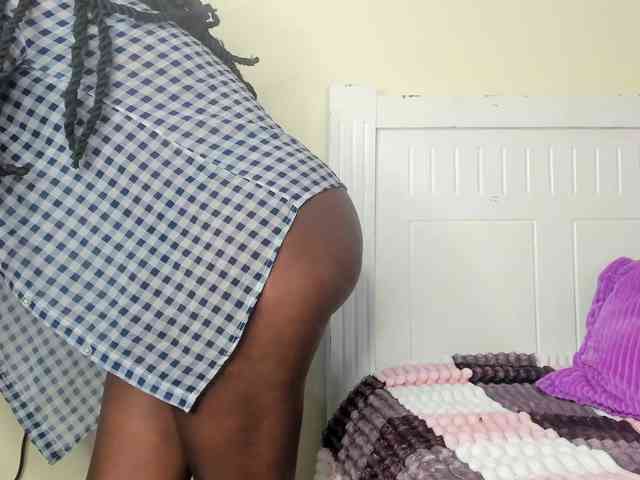Ebony-Doll webcam