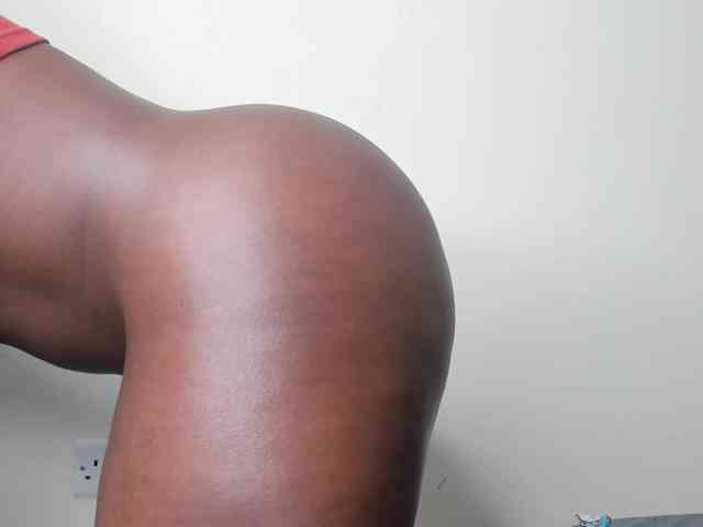 Ebony-Doll webcam