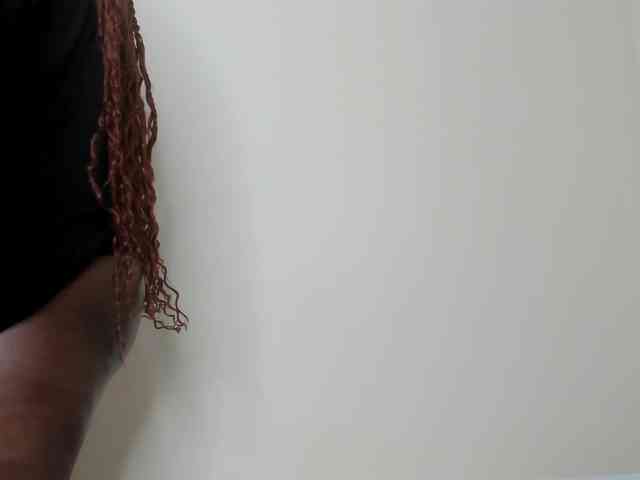 Ebony-Doll webcam
