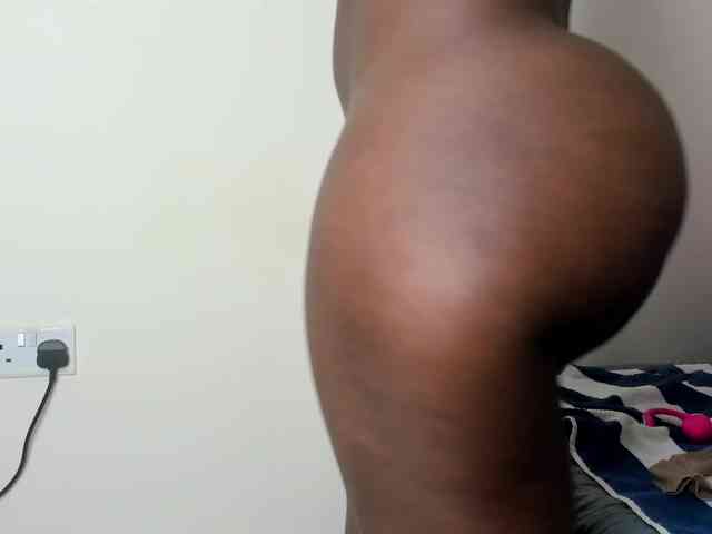 Ebony-Doll webcam