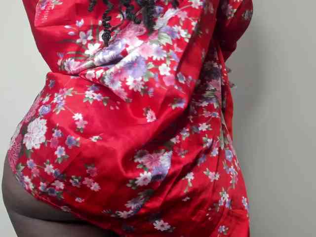 Ebony-Doll webcam