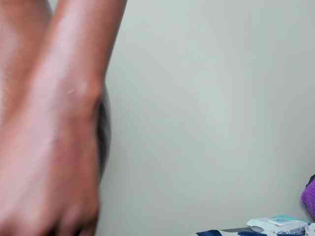 Ebony-Doll webcam