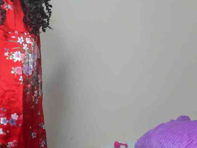 Ebony-Doll webcam