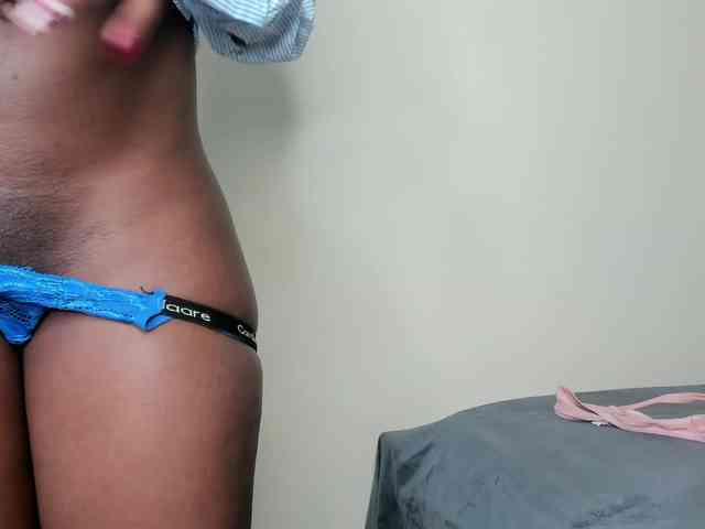Ebony-Doll webcam