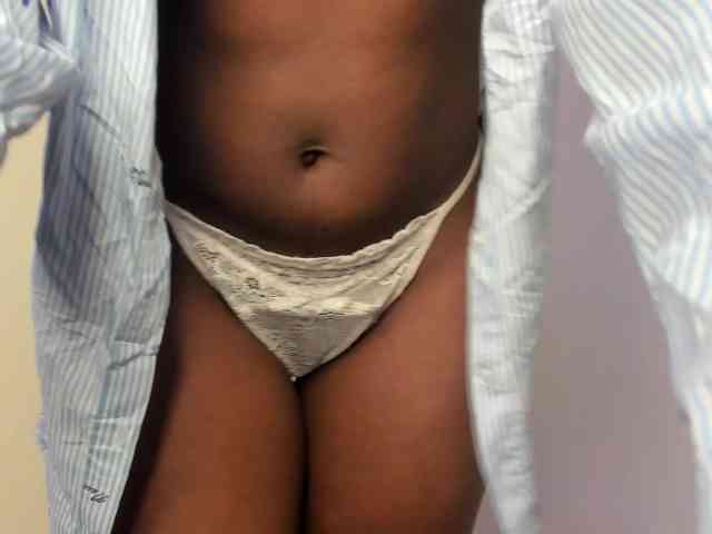 Ebony-Doll webcam