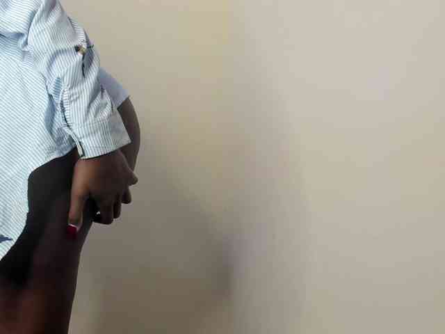 Ebony-Doll Ebony-Doll