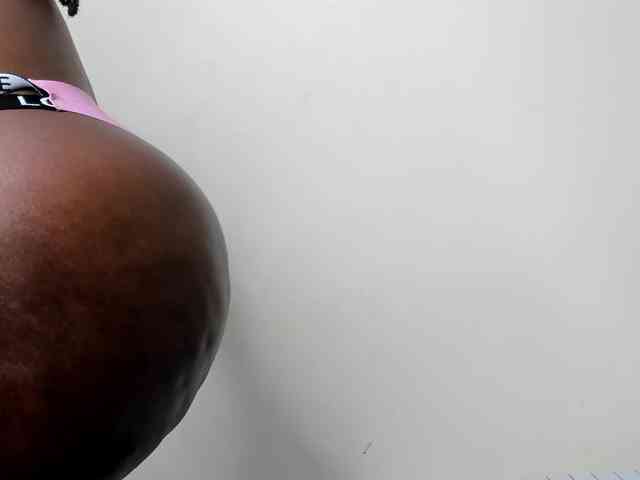 Ebony-Doll webcam