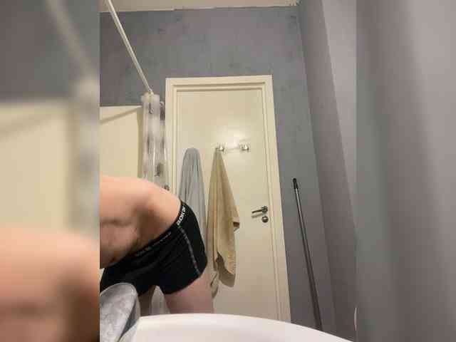 Rebet71200 Live Webcam on BongaCams