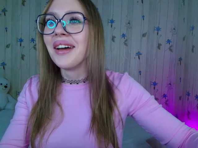 ElinaOcean live cam on BongaCams