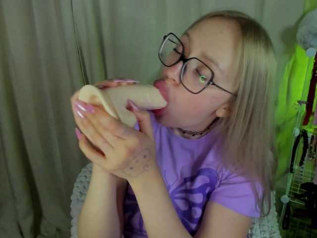 ElinaOcean live cam on BongaCams