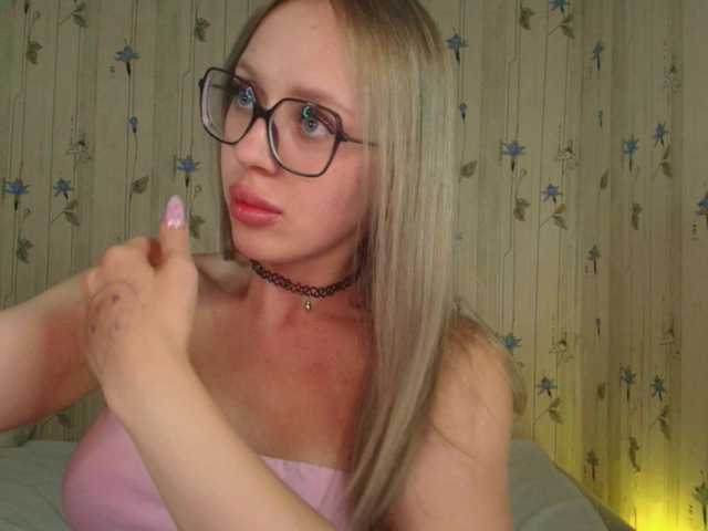 ElinaOcean live cam on BongaCams
