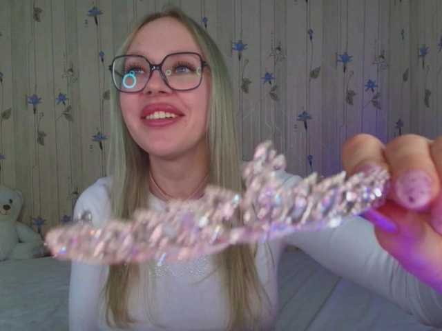 ElinaOcean live cam on BongaCams