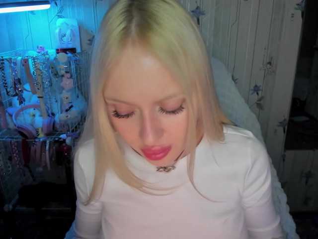 ElinaOcean live cam on BongaCams