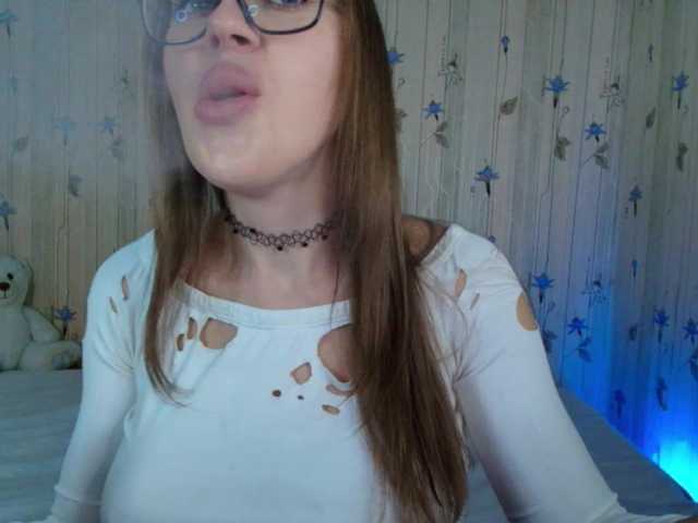 ElinaOcean live cam on BongaCams