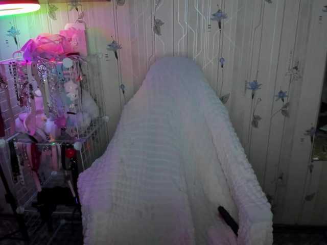 ElinaOcean live cam on BongaCams