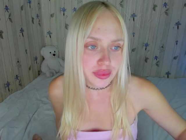 ElinaOcean live cam on BongaCams