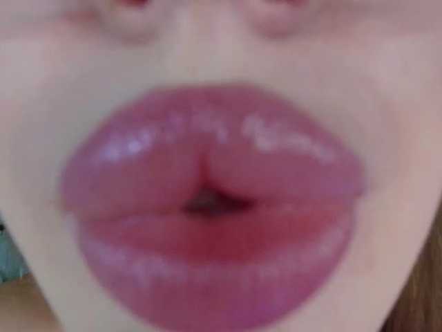 ElinaOcean live cam on BongaCams