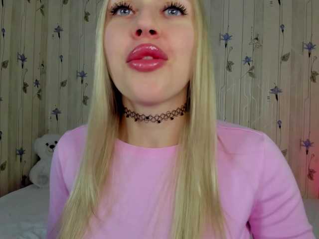 ElinaOcean live cam on BongaCams