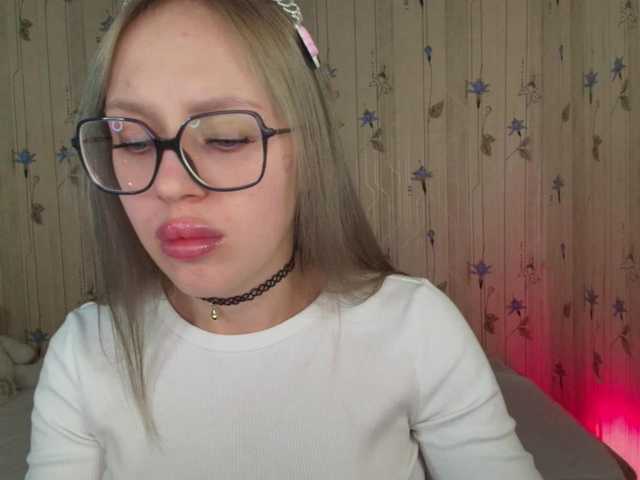 ElinaOcean live cam on BongaCams