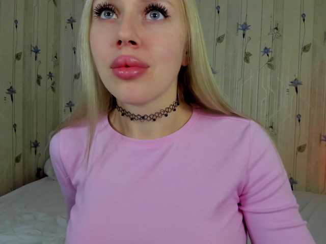 ElinaOcean live cam on BongaCams