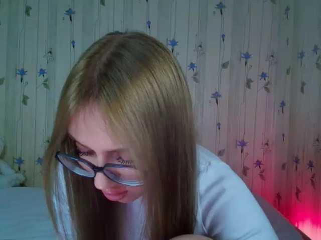 ElinaOcean live cam on BongaCams