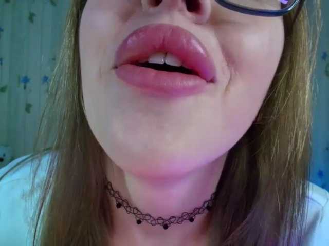 ElinaOcean live cam on BongaCams