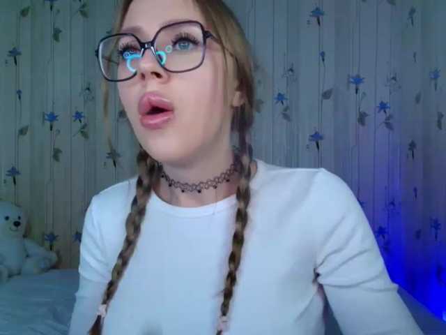 ElinaOcean, en directo ahora en BongaCams