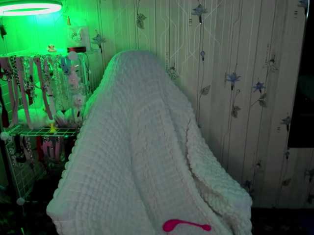ElinaOcean live cam on BongaCams