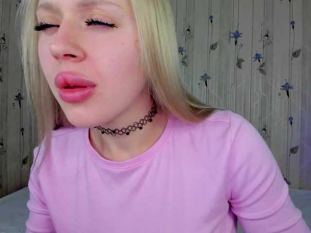 ElinaOcean live cam on BongaCams