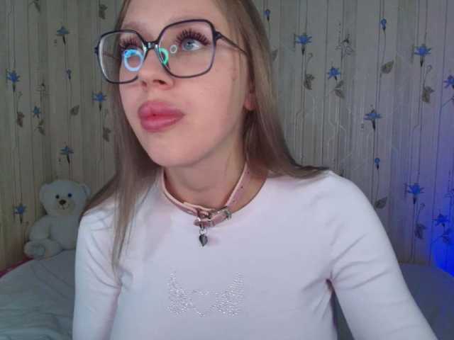 ElinaOcean live cam on BongaCams