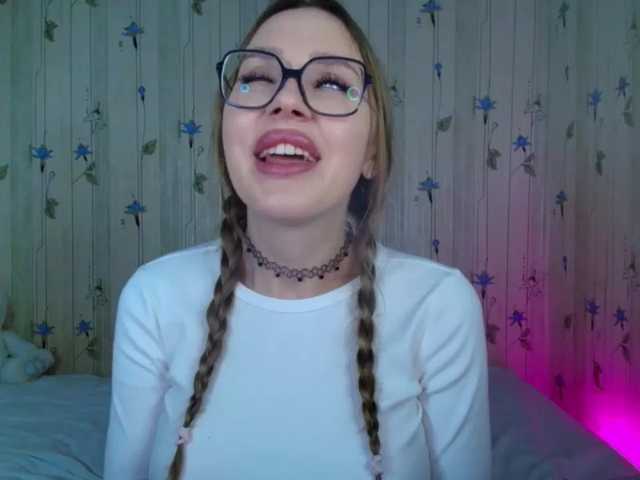 ElinaOcean live cam on BongaCams