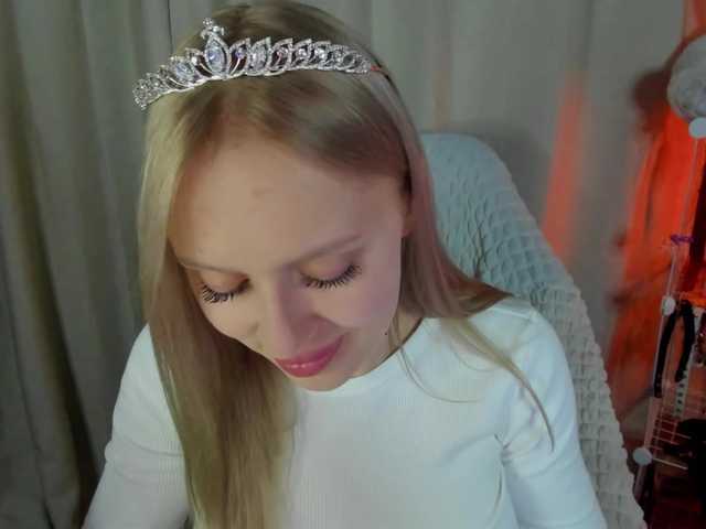 ElinaOcean live cam on BongaCams