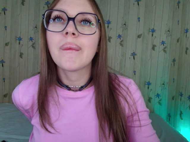 ElinaOcean live cam on BongaCams