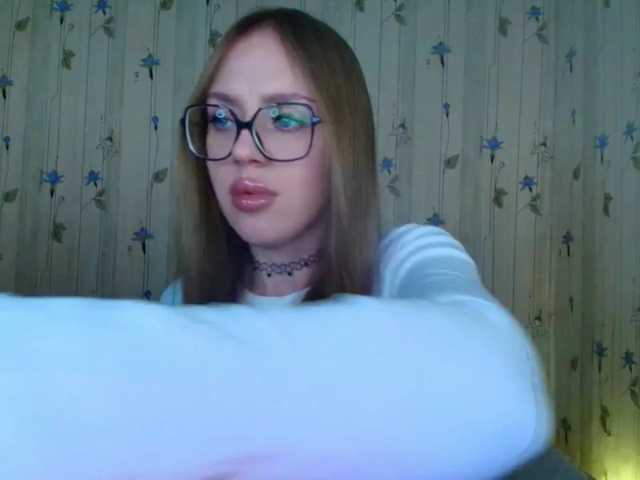 ElinaOcean live cam on BongaCams