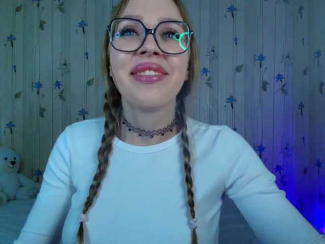 ElinaOcean, live now on BongaCams
